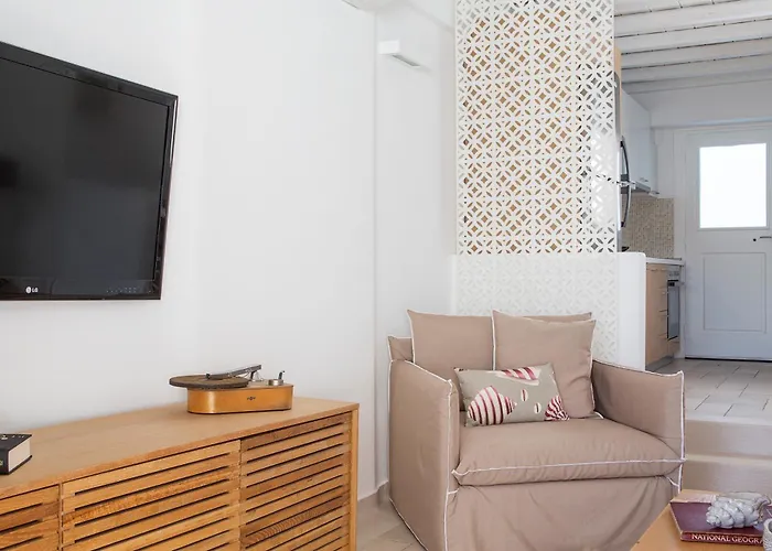 Del Sol Mykonos אורנוס